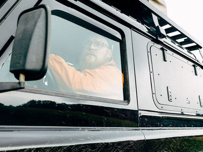 Land Rover Defender (1983-2016) Gullwing Window / Aluminium